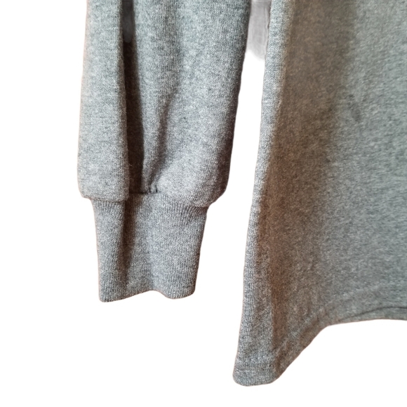 Gildan Men's Grey PEI Proud long sleeve T-shirt - Picture 4 of 6